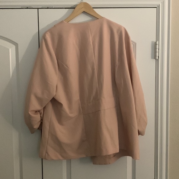 Very stylish blazer *TORRID* - Picture 3 of 4